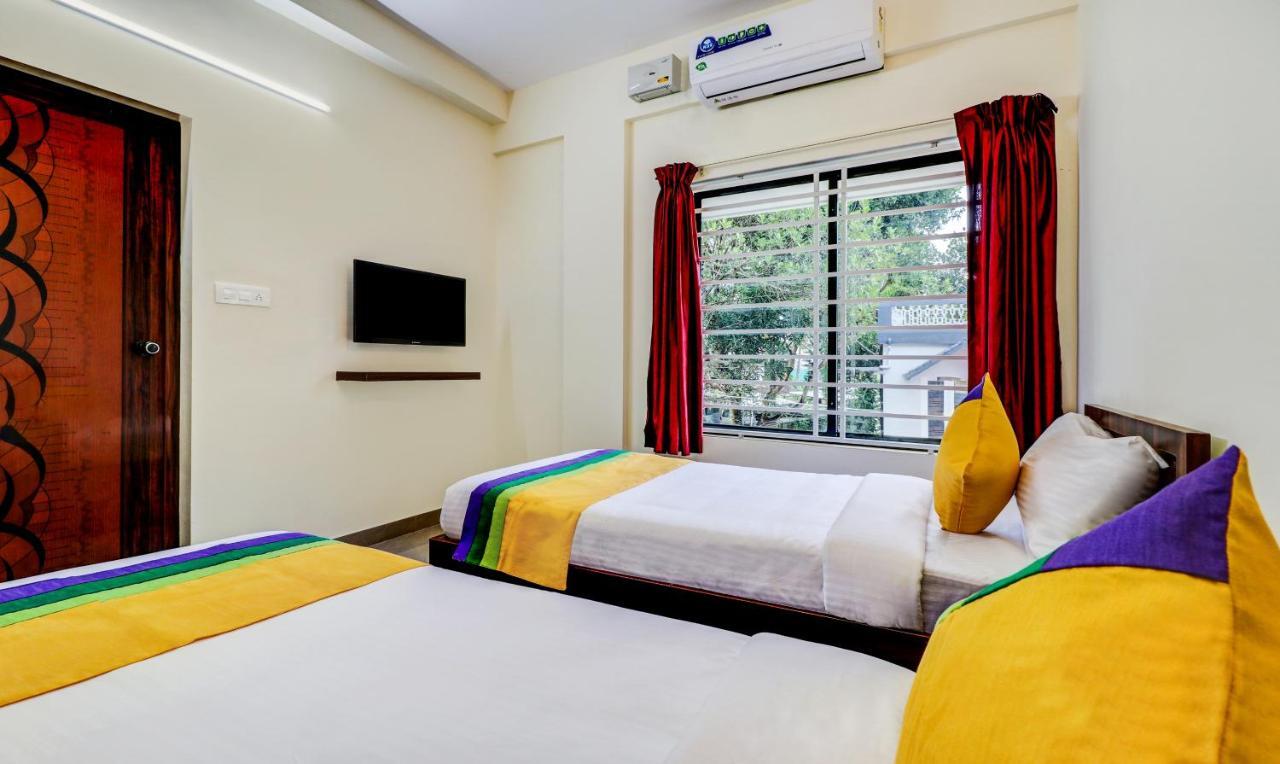 Itsy Hotels Rain Tulsi Stayz, Palarivattom Junction Kochi Eksteriør bilde