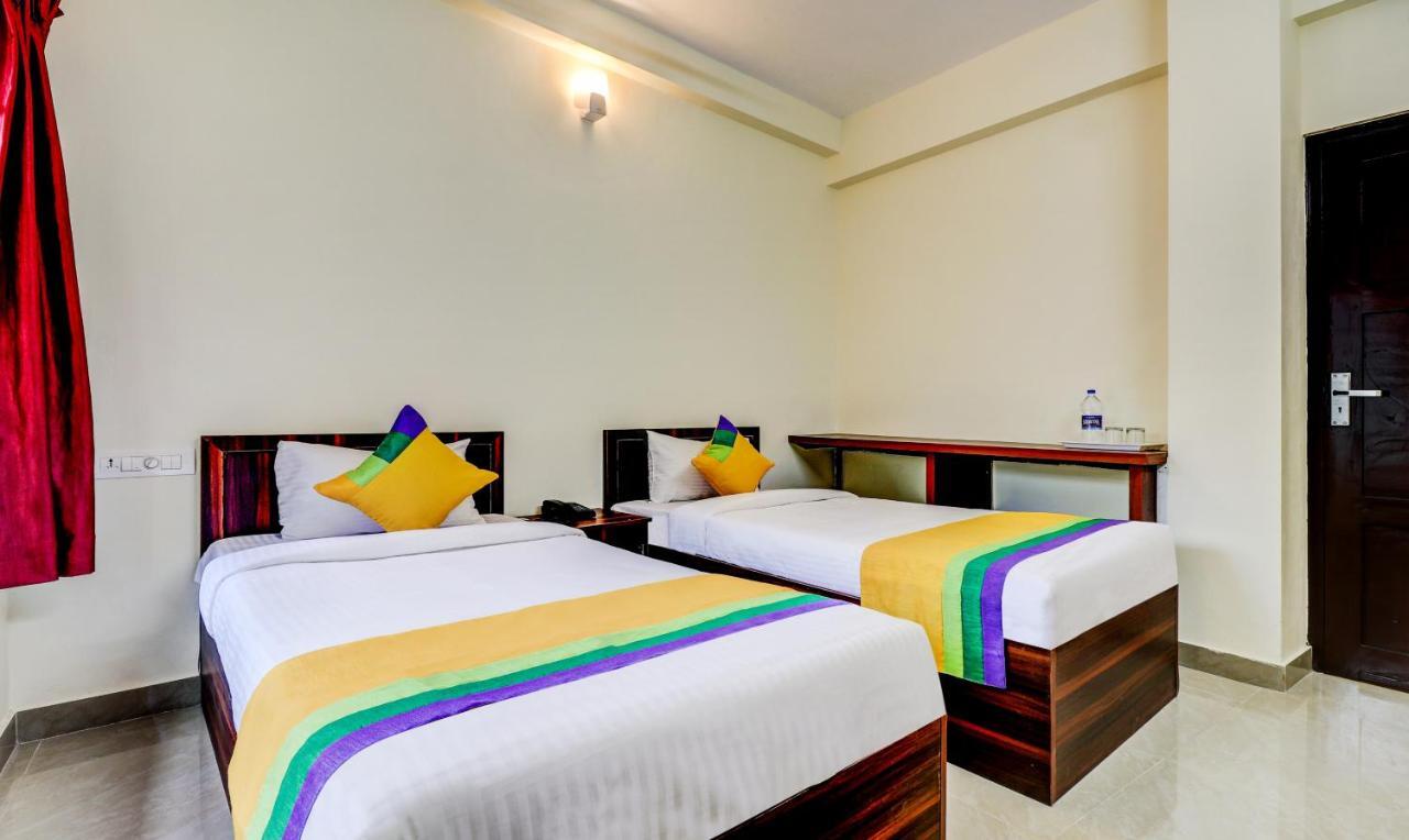 Itsy Hotels Rain Tulsi Stayz, Palarivattom Junction Kochi Eksteriør bilde