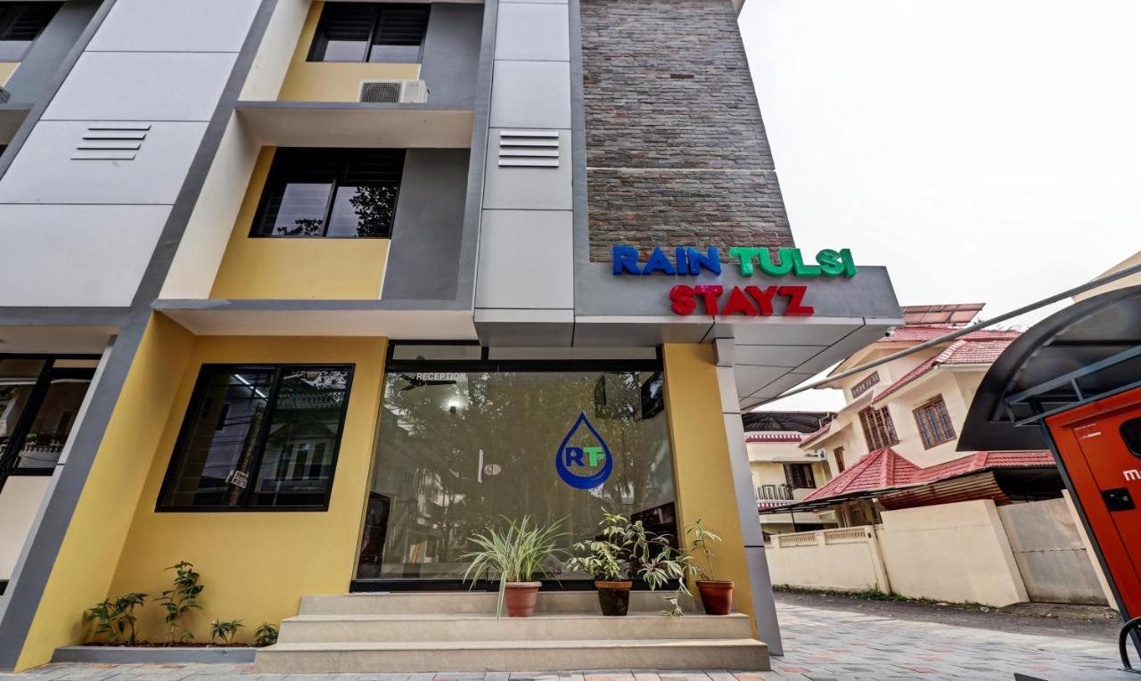 Itsy Hotels Rain Tulsi Stayz, Palarivattom Junction Kochi Eksteriør bilde